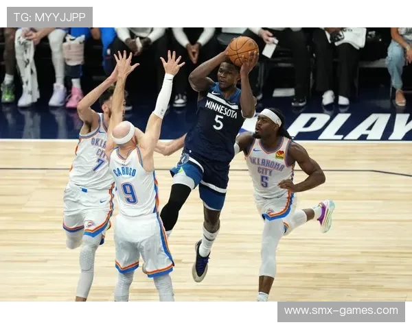 爱德华兹季后赛轰45分，带领球队冲击更高目标