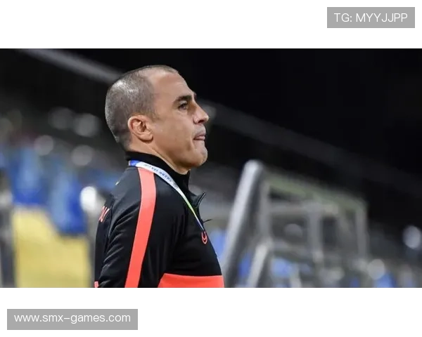 格蕾琴·沃尔什打破全美纪录，泳池中的新星闪耀未来